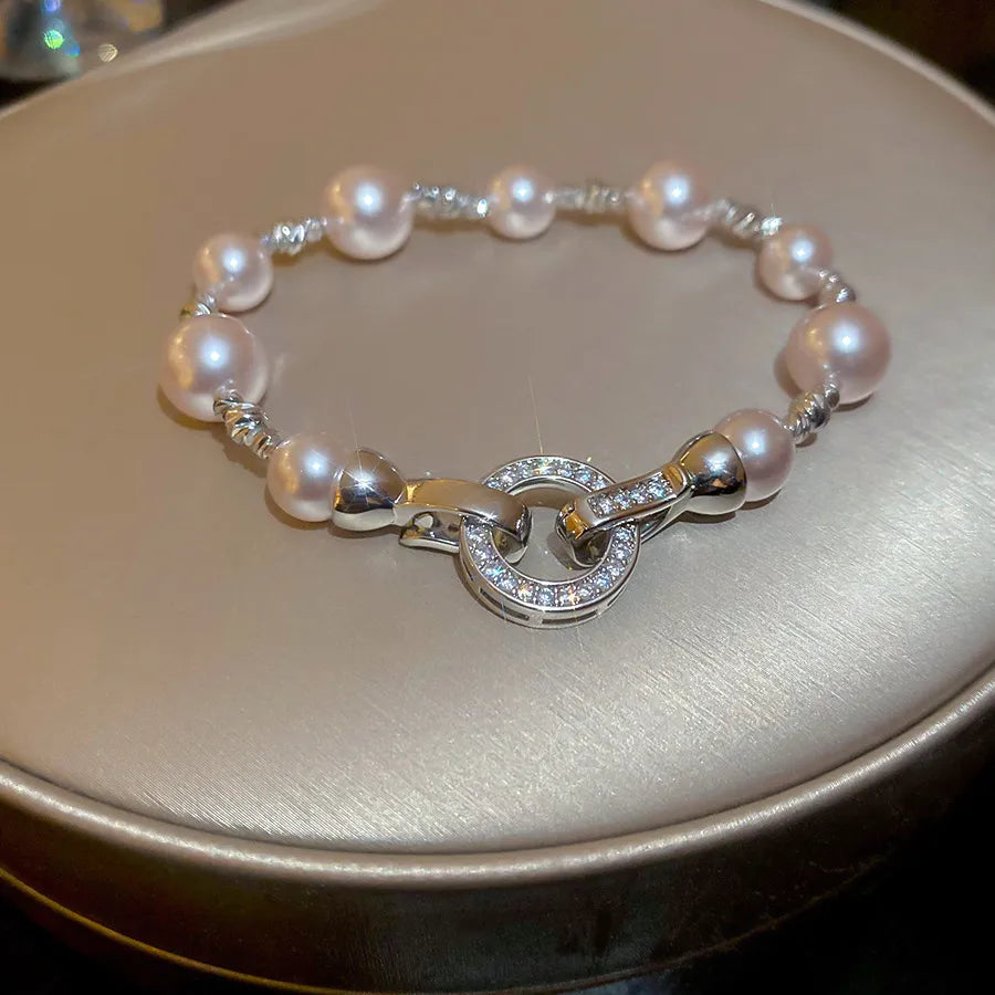 Elegant Lady Geometric Imitation Pearl Copper Safety Clasp Closure Beaded Bracelets Wholesale