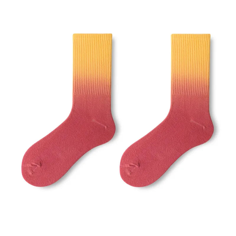 unisex sports gradient color cotton crew socks a pair