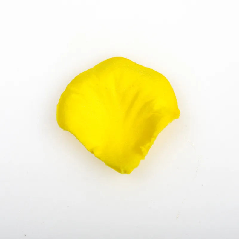 Non-woven 100 pieces of simulated petals rose petals wedding wedding room layout wedding supplies factory direct sales