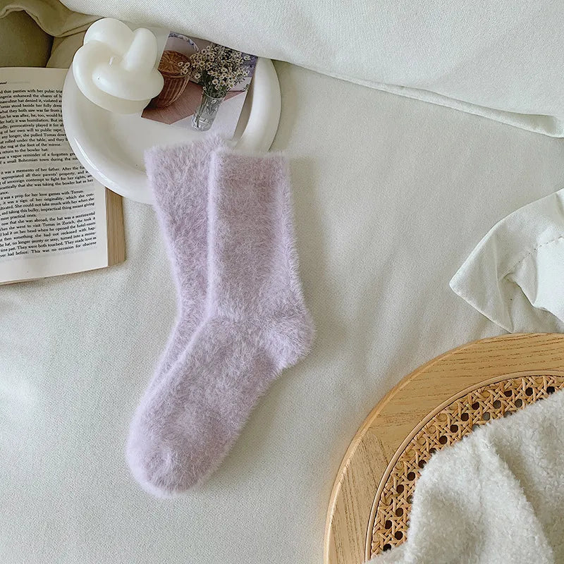 Sweet Women's Solid Color Nylon Ankle Socks A Pair