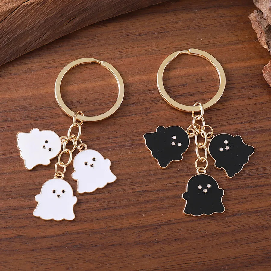 Halloween Ghost Pendants Couple Bookbag Decorations Black White Cartoon Keychains Cute Alloy Skeleton Design Charms Accessories