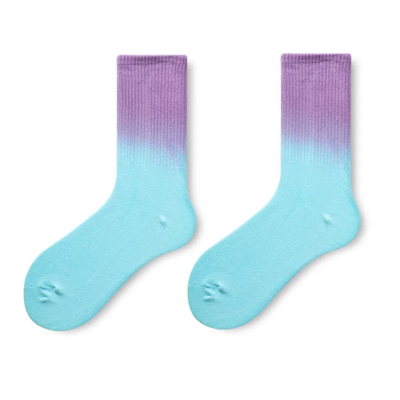 unisex sports gradient color cotton crew socks a pair
