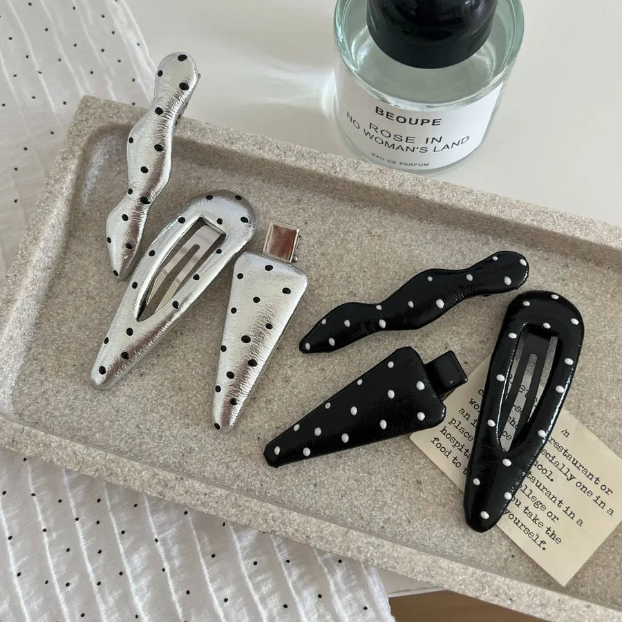 IG Style Elegant Cute Women's Polka Dots Pu Leather Alloy Hair Clip