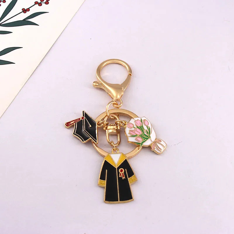 Students in the college entrance examination key chain to be no. 1 doctoral cap graduation season refueling inspirational jewelry pendant gift