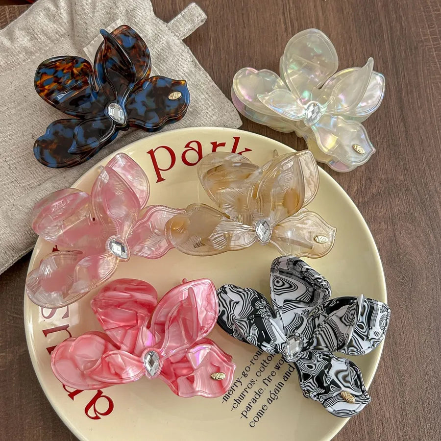 Large Size 3D Triangle Magnolia Hair Clip Stylish French Luxurious Updo Shark Clamp Women's Hair Accessories Acetate Material