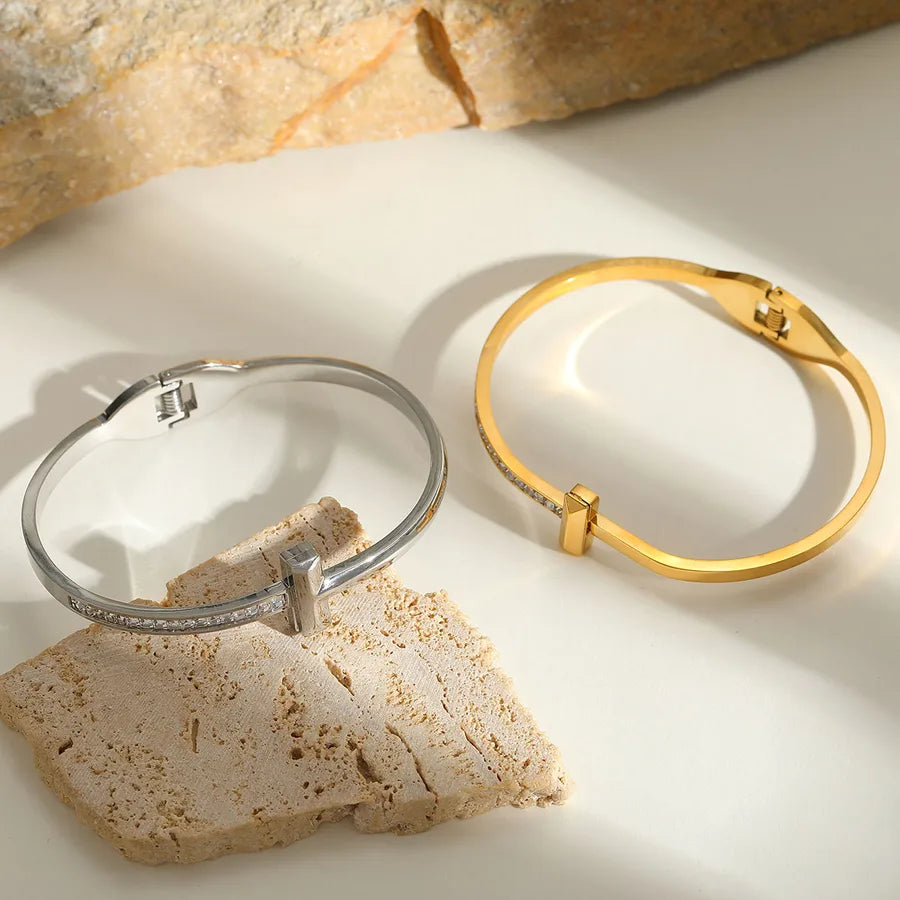 Lady Queen Simple Style Geometric 304 Stainless Steel 18K Gold Plated Zircon Bangle In Bulk