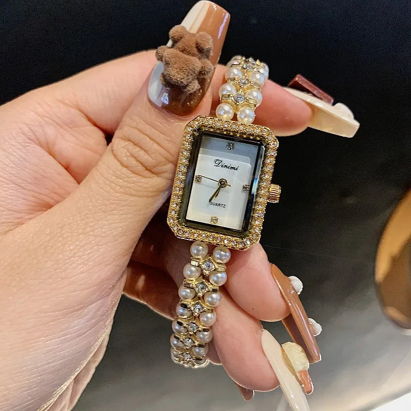 Elegant Vintage Style Geometric Jewelry Buckle Quartz Watch Women's Watches