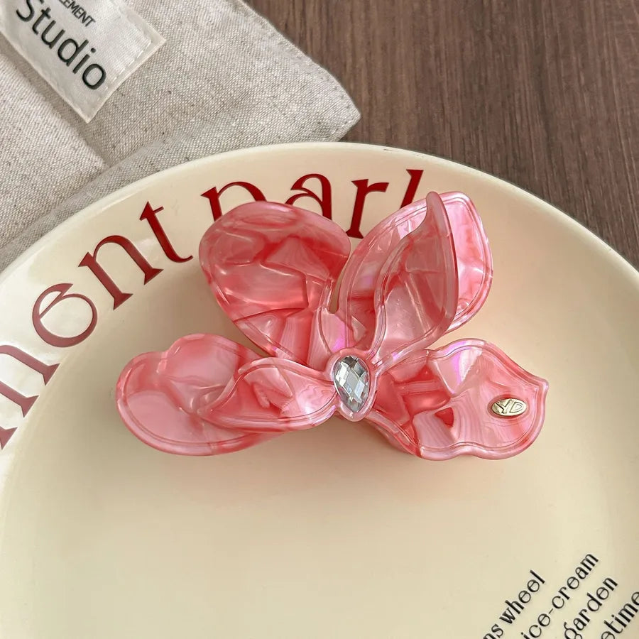 Large Size 3D Triangle Magnolia Hair Clip Stylish French Luxurious Updo Shark Clamp Women's Hair Accessories Acetate Material