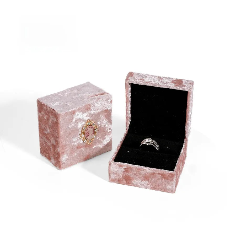 1 Piece Flannel Elegant Simple Style Daily Date Solid Color Jewelry Boxes