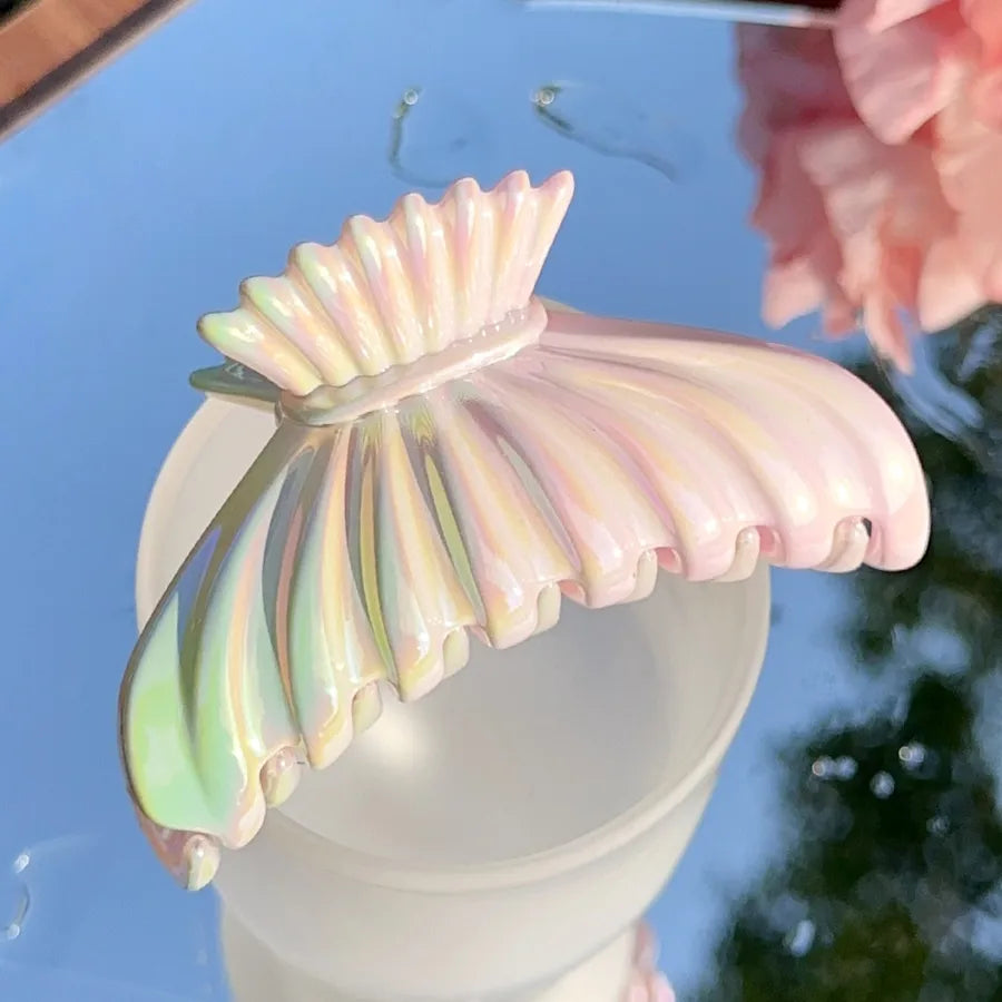 Elegant Sweet Women's Bow Knot Fish Tail Twist Plastic UV Plating Hair Claws