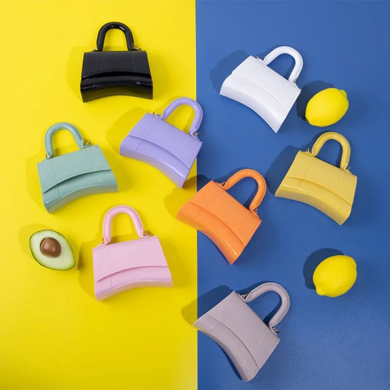Women's Mini PVC Solid Color Elegant Streetwear Dumpling Shape Flip Cover Handbag