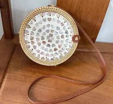 Women's Medium Rattan Floral Elegant Magnetic Buckle Dome Bag