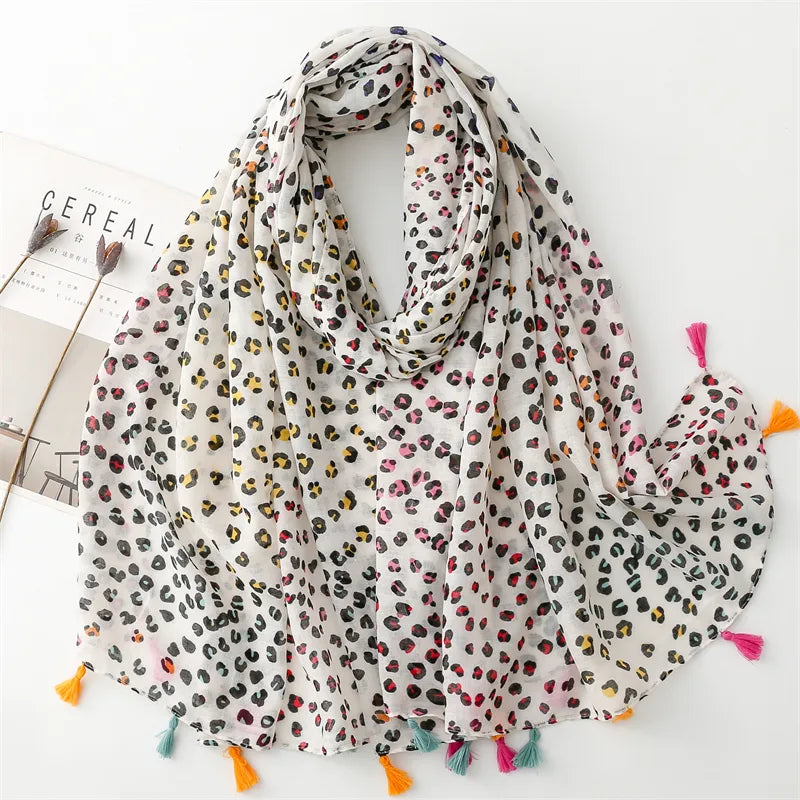 Women's Elegant Leopard Polyester Scarf