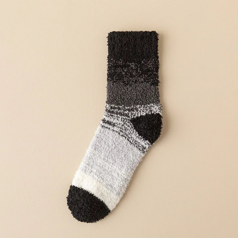 Classic Style Men's Gradient Color Polyacrylonitrile Fiber Crew Socks A Pair