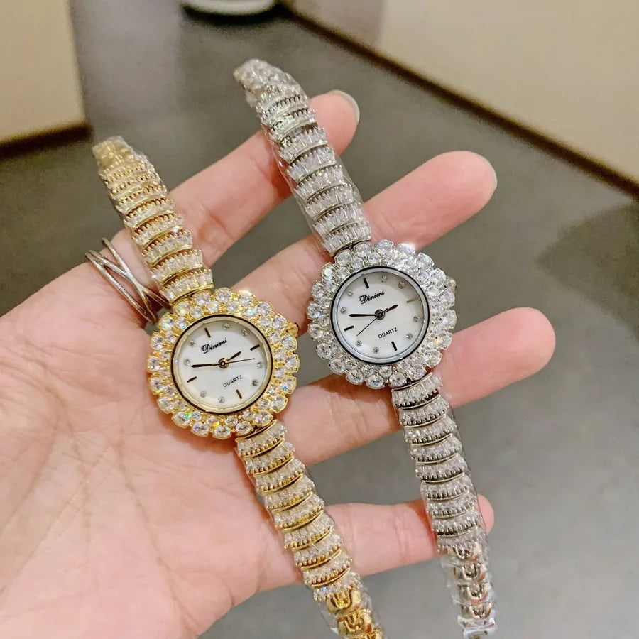 Elegant Shiny Solid Color Jewelry Buckle Quartz Watch Women's Watches