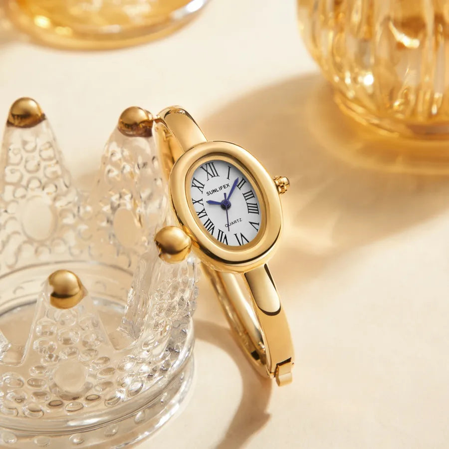 Sunlifex Zhang Jingyi Style Bathtub Bracelet Watch Women's New Luxury Sensation Quartz Watch Fashionable Oval Dial Single Fold Clasp