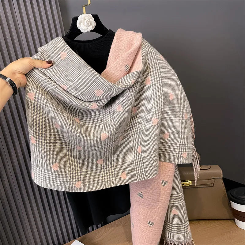 Unisex Sweet Classic Style Plaid Heart Shape Polyester Scarf & Shawls