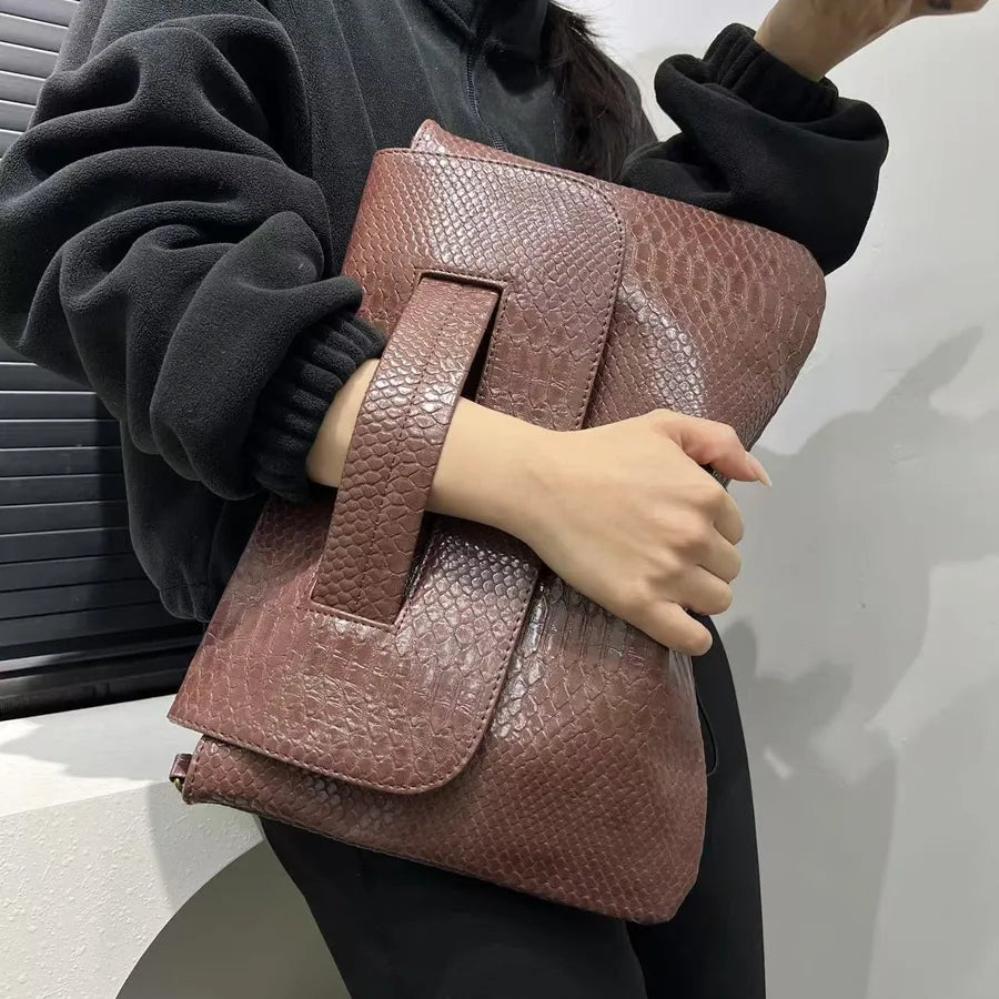 Women's Large Pu Leather Solid Color Elegant Streetwear Square Flip Cover Envelope Bag