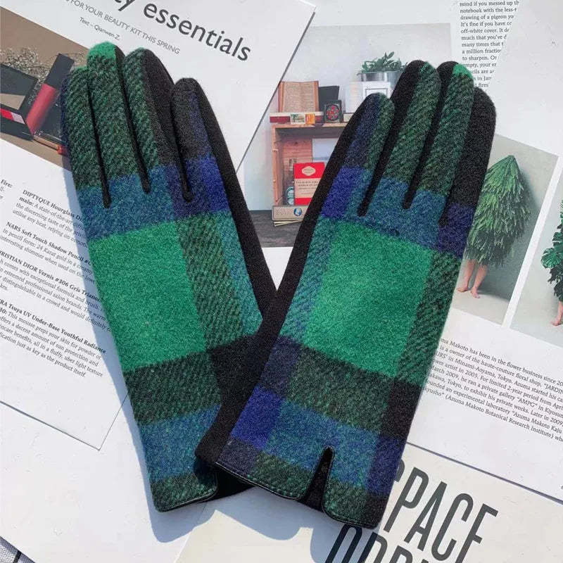 Women's Vintage Style Lattice Gloves