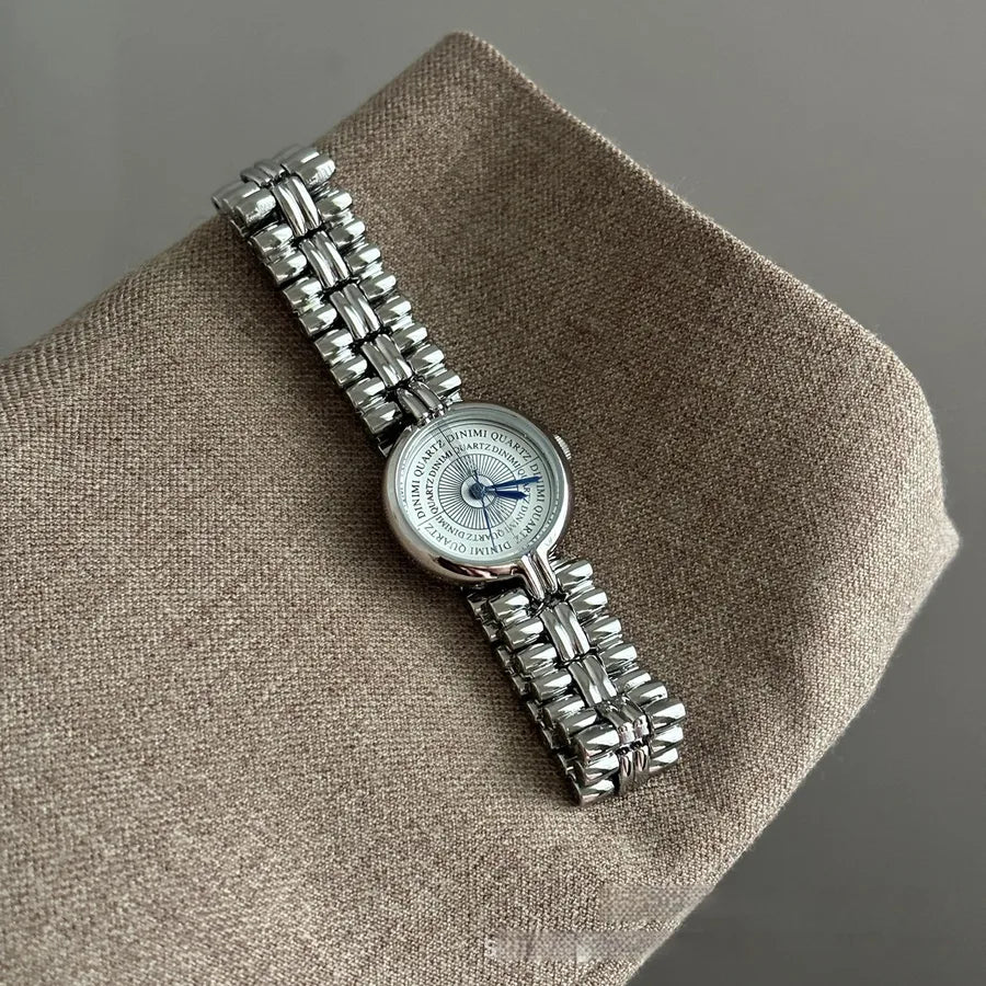 Casual Glam Business Round Butterfly Double Snap Quartz Watch