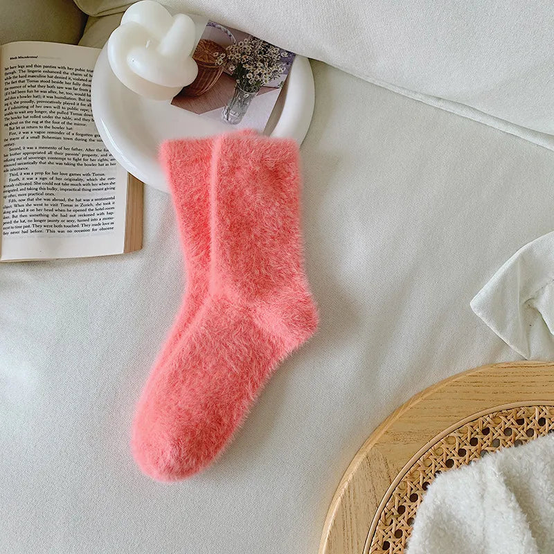 Sweet Women's Solid Color Nylon Ankle Socks A Pair
