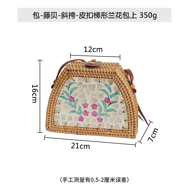 Women's Medium Straw Geometric Vacation Bucket String Straw Bag