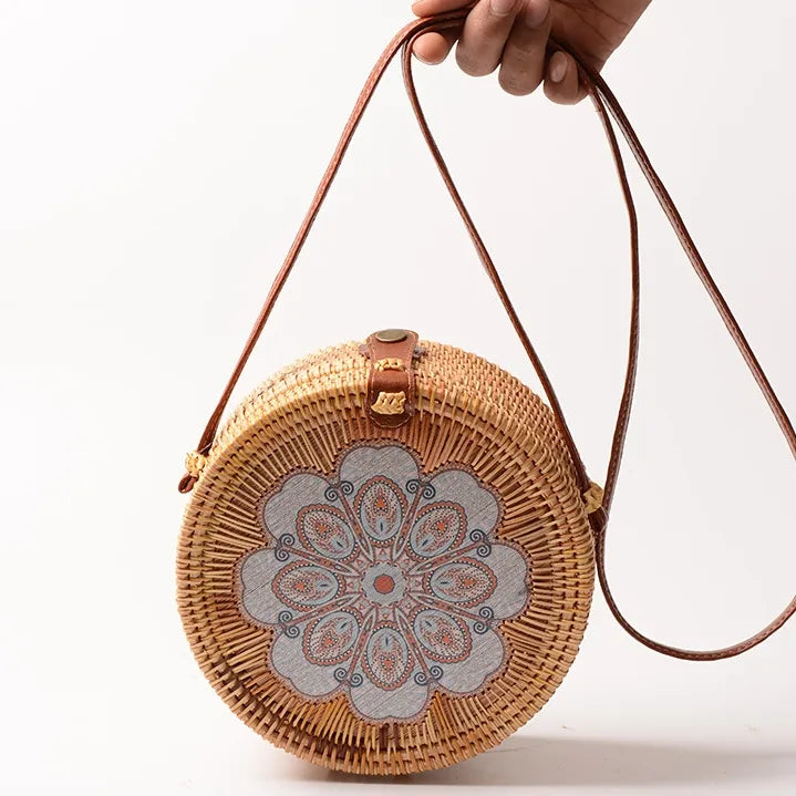 Special Sale Rattan Ins Butterfly Bag Mori Style Vintage Artistic Handmade Flower Petal Bag Woven Bag PU Belt