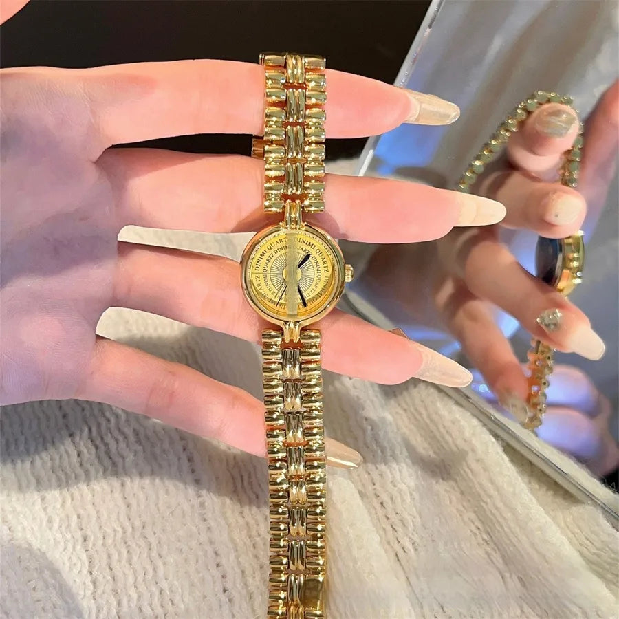 Casual Glam Business Round Butterfly Double Snap Quartz Watch