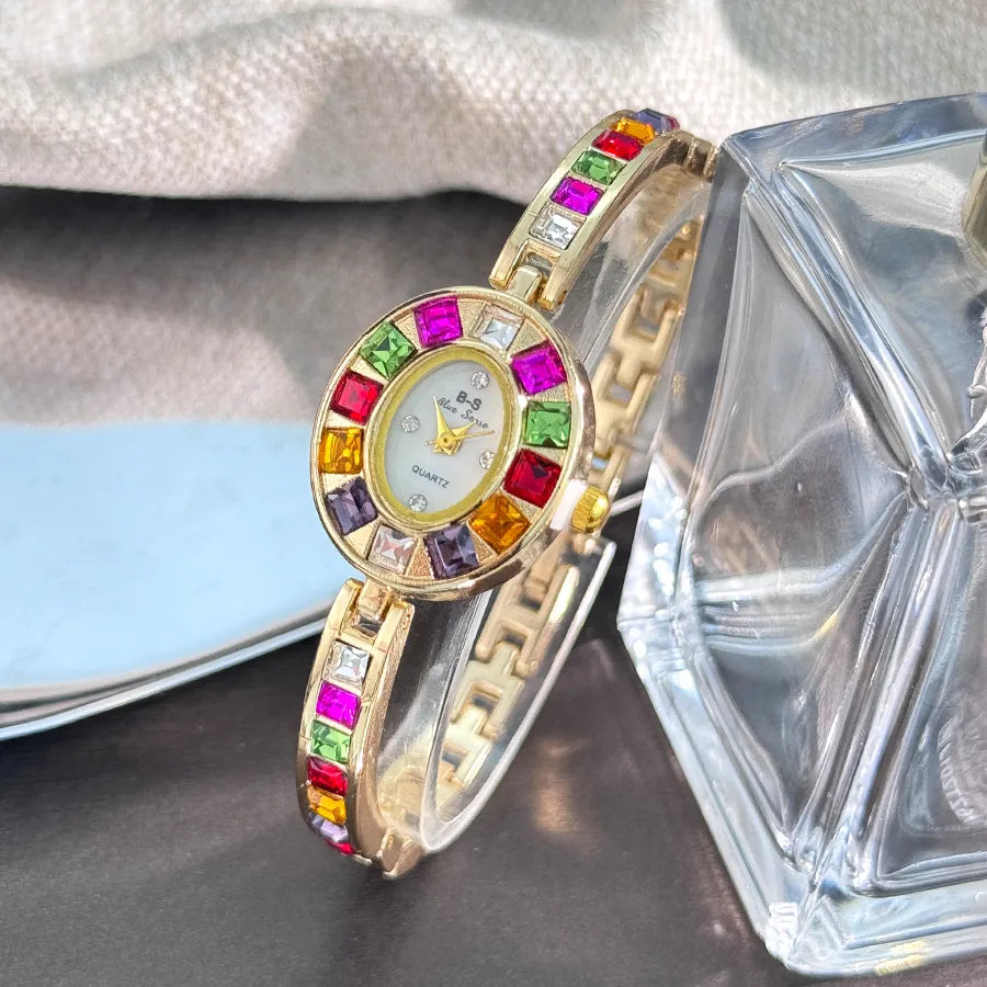 Elegant Streetwear Oval One Piece Buckle Quartz Watch Women's Watches