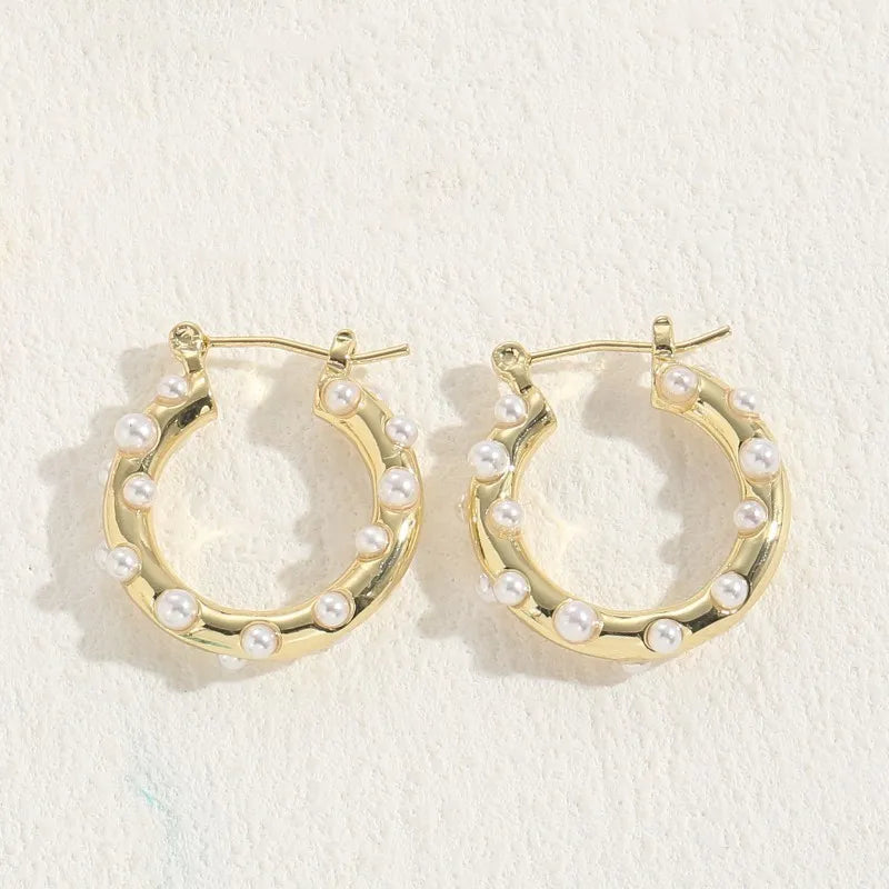 Hot Selling Freshwater Pearl Natural Stone Fashion Earrings  Style Elegant Luxury Copper Plated 14K Real Gold Earrings for Women