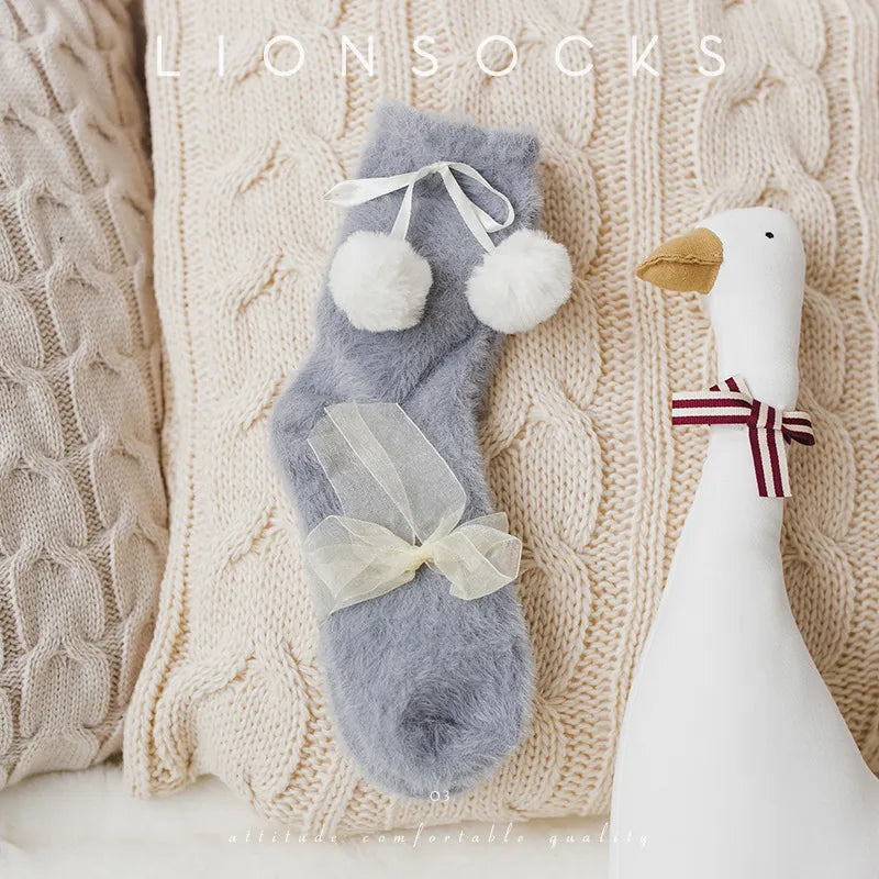 Elegant Lady Women's Solid Color Nylon Ankle Socks A Pair