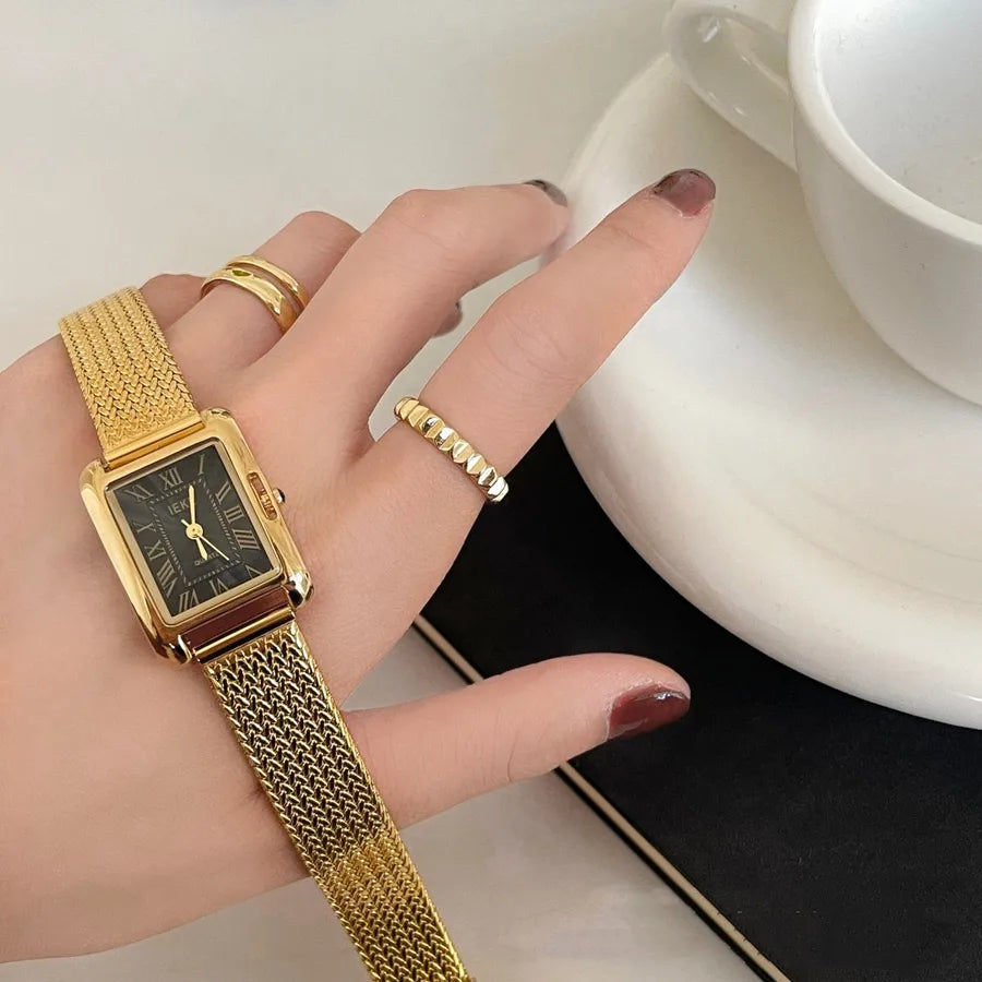 Vacation Simple Style Solid Color Butterfly Double Snap Quartz Watch Women's Watches