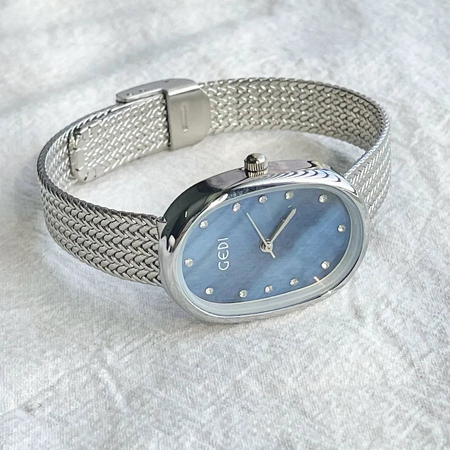 casual solid color hanging word buckle quartz women's watches