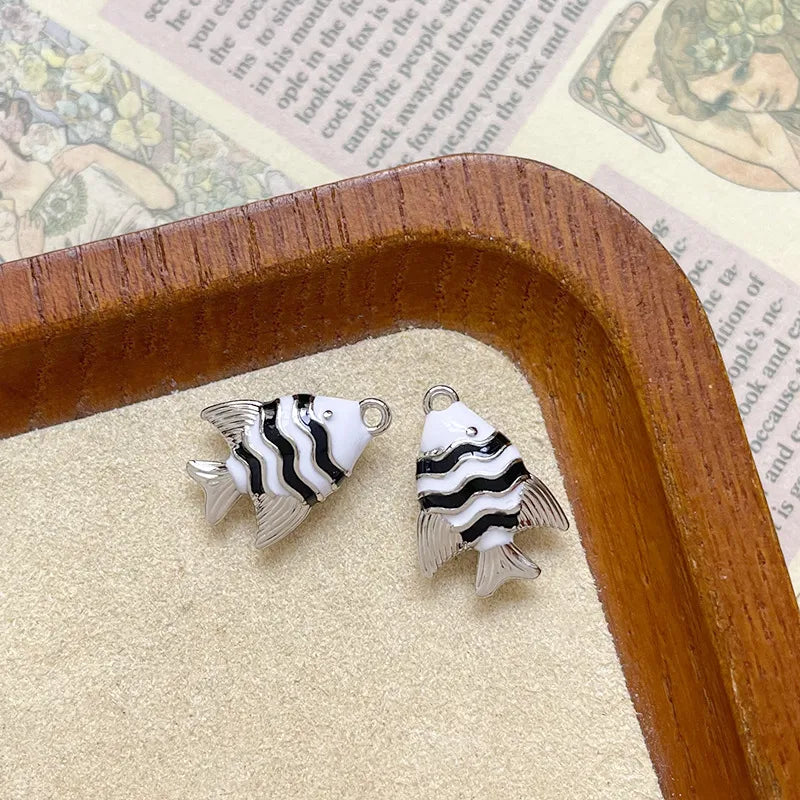 Ocean Tropical Striped Color Block Small Fish Pendant Alloy Enamel DIY Handmade Small Charms Beaded Jewelry