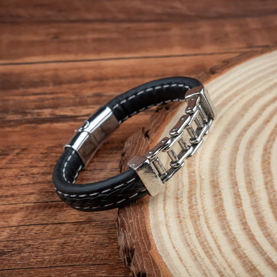 Hip-Hop Retro Geometric Pu Leather Alloy Magnetic Men's Bracelets Men Cord & Leather Bracelets