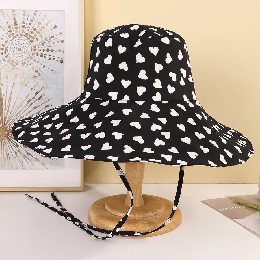 Women's Casual Vacation Heart Shape Big Eaves Bucket Hat