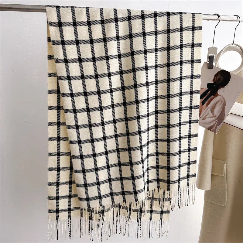 Unisex Elegant Simple Style Lattice Polyester Tassel Scarf