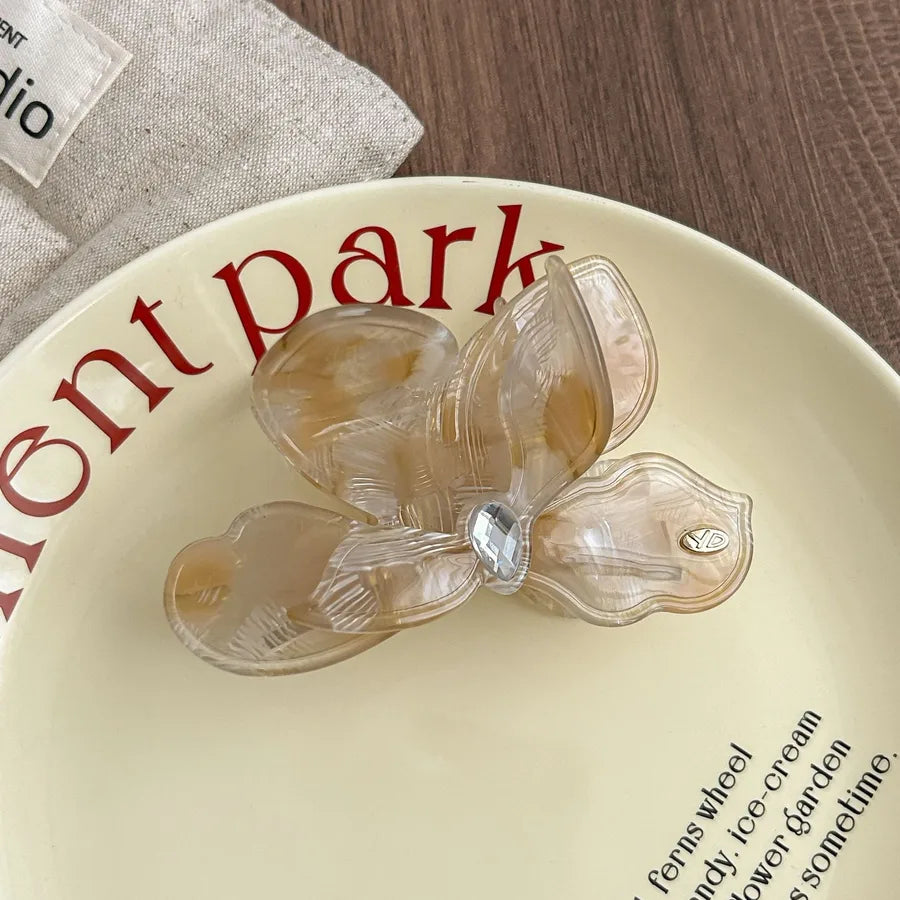 Large Size 3D Triangle Magnolia Hair Clip Stylish French Luxurious Updo Shark Clamp Women's Hair Accessories Acetate Material