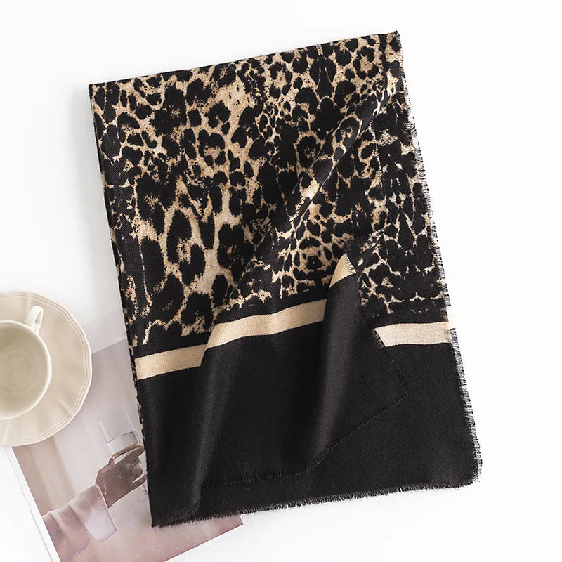 women's vintage style leopard imitation cashmere printing scarf