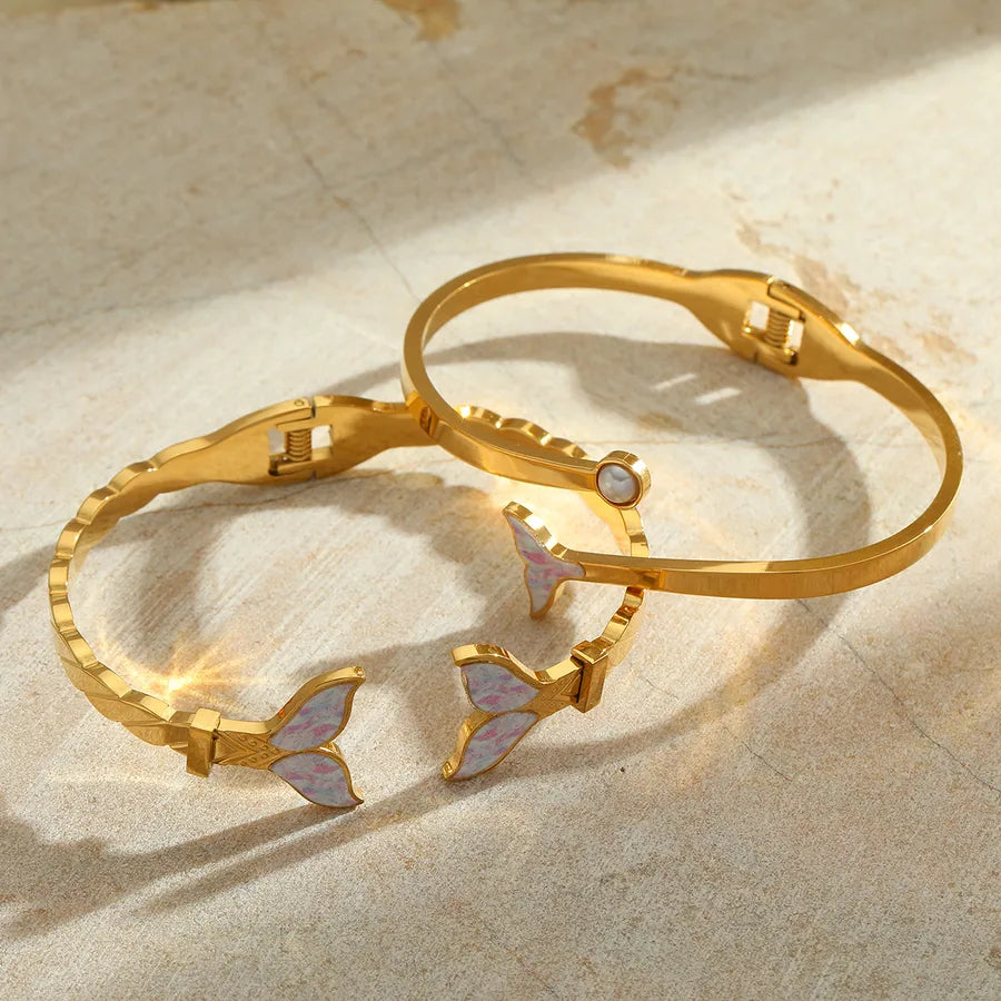 Casual Marine Style Simple Style Geometric Fish Tail 304 Stainless Steel 18K Gold Plated Imitation Pearl Bangle In Bulk