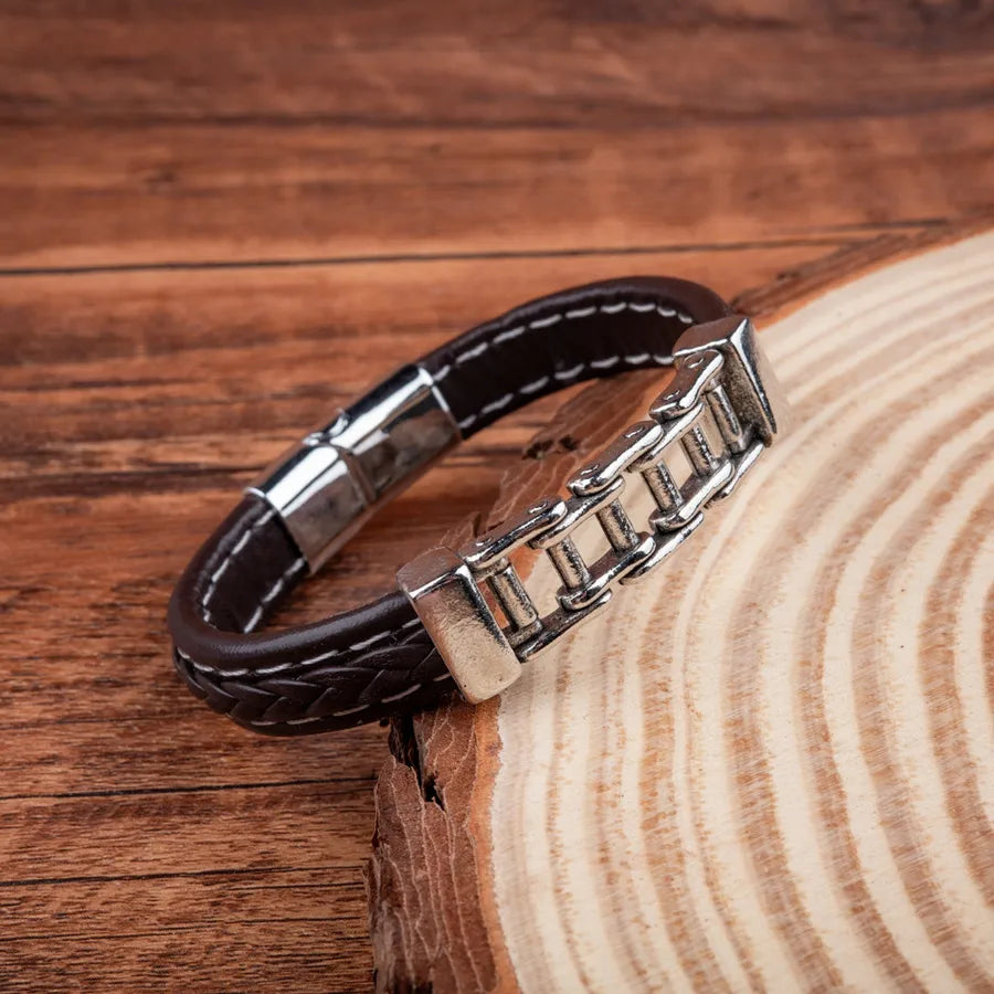 Hip-Hop Retro Geometric Pu Leather Alloy Magnetic Men's Bracelets Men Cord & Leather Bracelets