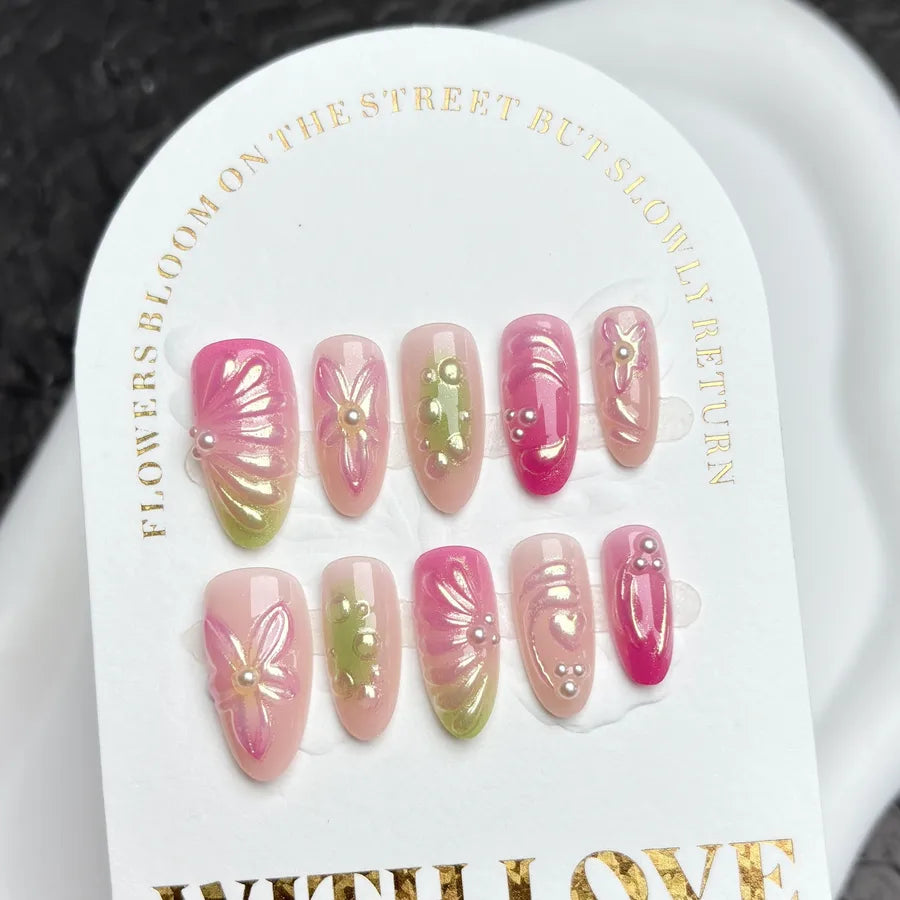 Handmade Almond Nail Press-Ons 3D Floral Shell Design Gradient White Effect European Style Nail Art False Nails Set