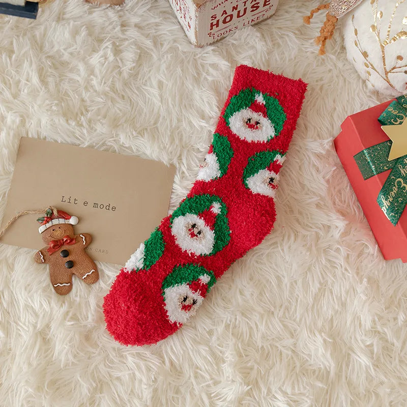 Christmas Christmas Women's Cartoon Polyester Jacquard Crew Socks A Pair