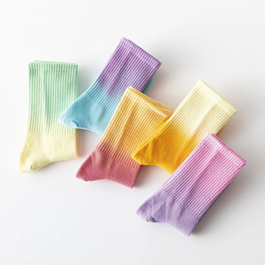 unisex sports gradient color cotton crew socks a pair