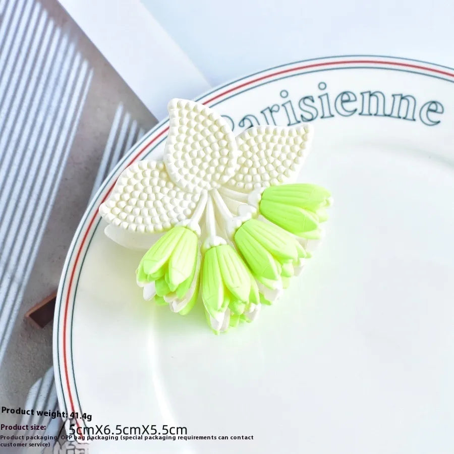 Cute Women's tulips Plastic Hair Claws