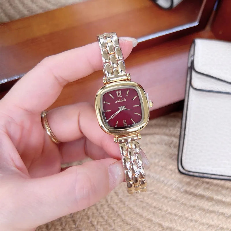 Fashionable Minimalist Square Ladies Quartz Watch Bracelet Stylish Stainless Steel Band Friend Gift Gold Tone Trendy Wristwatch