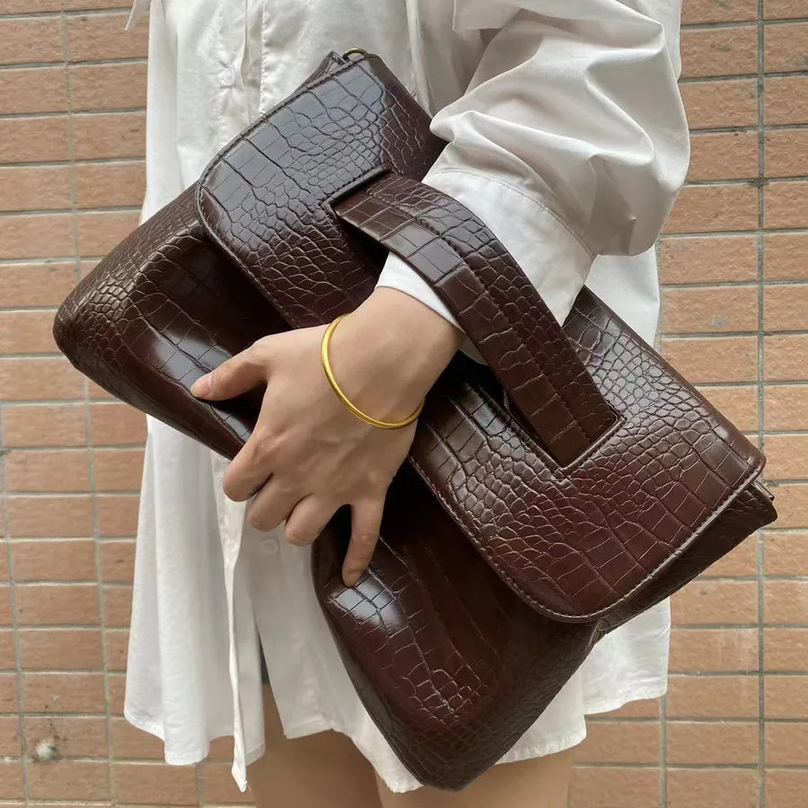 Women's Large Pu Leather Solid Color Elegant Streetwear Square Flip Cover Envelope Bag