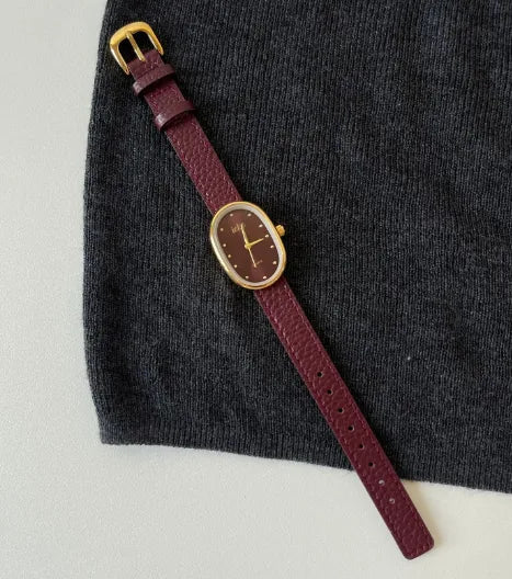 Retro Classic Style Geometric Buckle Quartz Watch Women's Watches