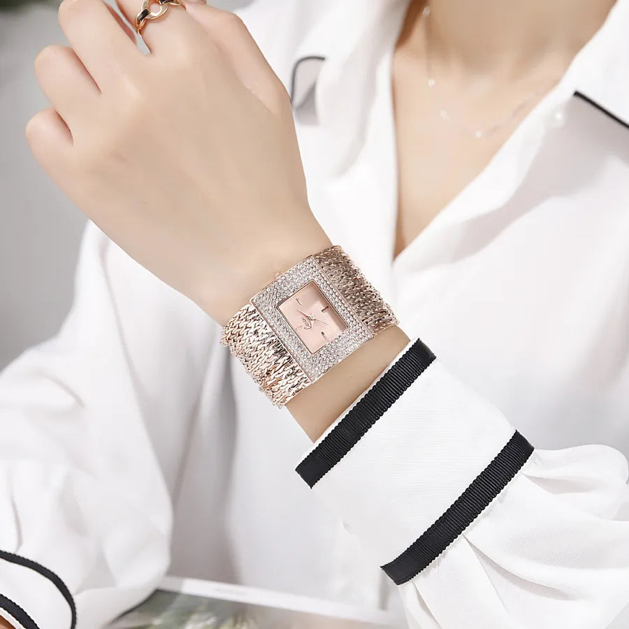 Luxurious Shiny Solid Color Jewelry Buckle Quartz Watch