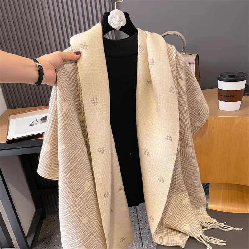 Unisex Sweet Classic Style Plaid Heart Shape Polyester Scarf & Shawls